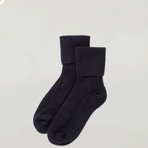 NWT Johnston of Elgin navy cashmere socks